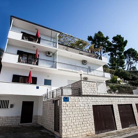 Apartments Verica - 15 M From Beach Крило Экстерьер фото