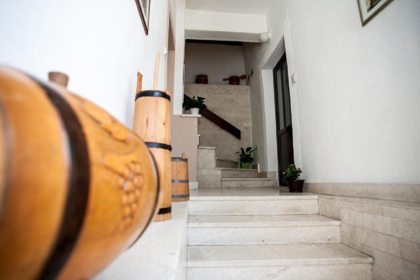 Apartments Verica - 15 M From Beach Крило Экстерьер фото