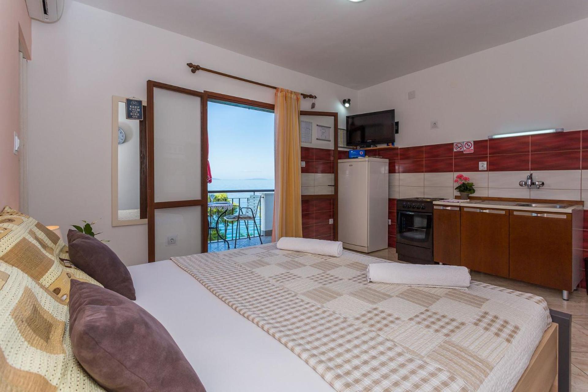 Apartments Verica - 15 M From Beach Крило Экстерьер фото